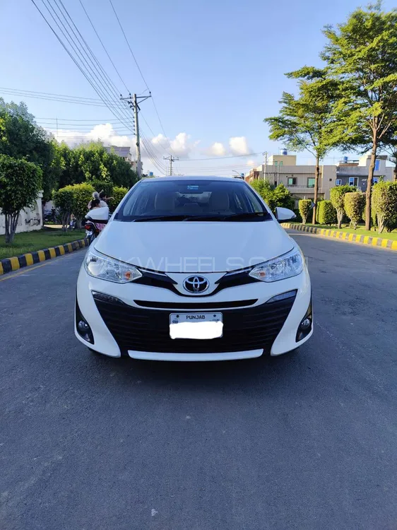 Toyota Yaris Sedan 2021 for Sale in Lahore Image-1