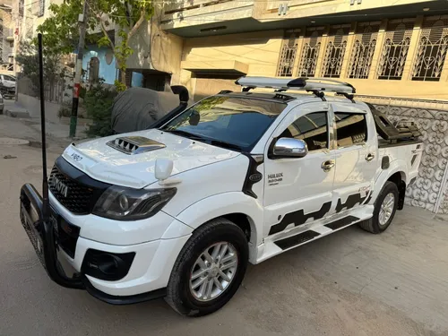 Toyota Hilux Vigo Champ G 2014