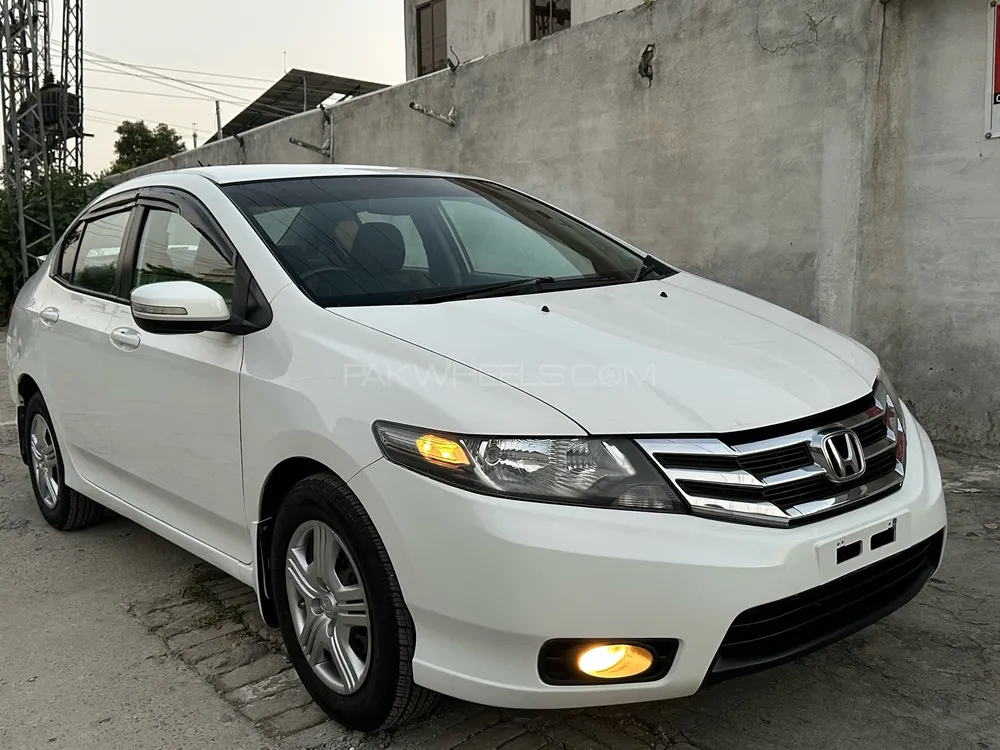 Honda City 2015 for Sale in Islamabad Image-1