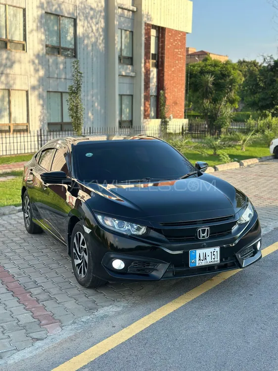 Honda Civic 2018 for Sale in Fateh Jang Image-1