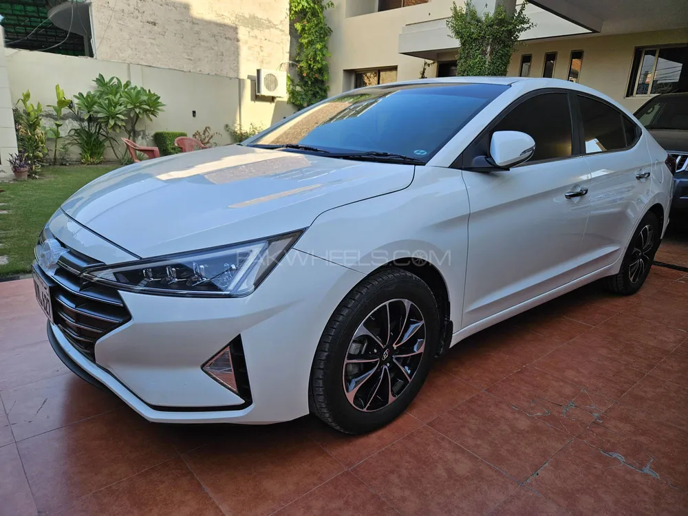 Hyundai Elantra 2025 for Sale in Multan Image-1
