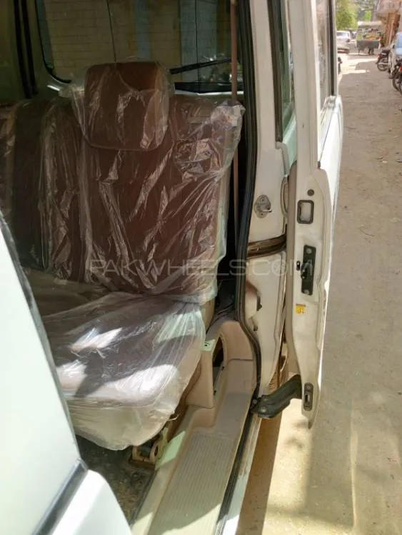 Mazda Scrum Van 2013 for Sale in Karachi Image-1