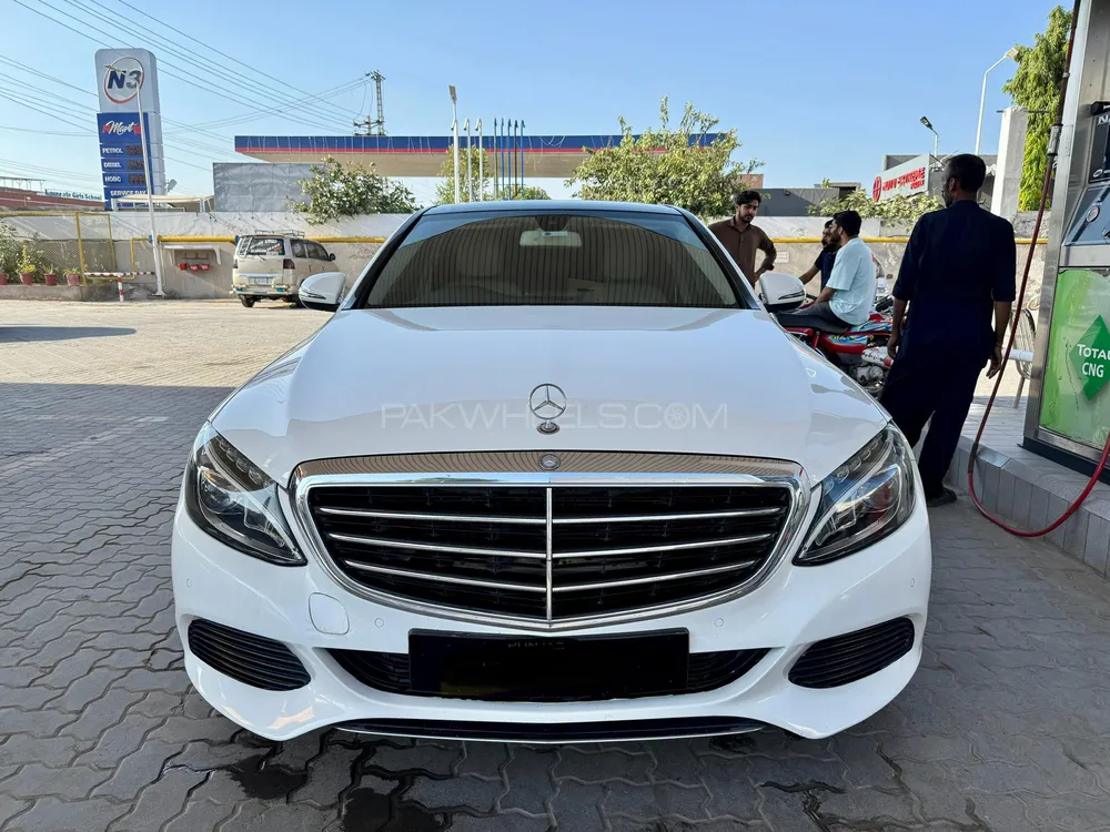 Mercedes Benz C Class 2016 for Sale in Multan Image-1