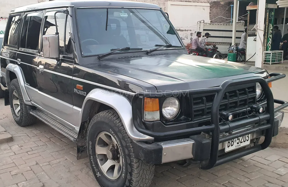 Mitsubishi Pajero 1986 for Sale in Multan Image-1