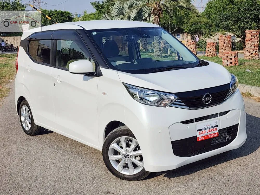 Nissan Dayz 2024 for Sale in Lahore Image-1