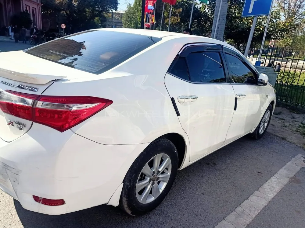 Toyota Corolla 2017 for Sale in Lahore Image-1