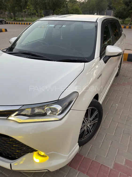 Toyota Corolla Fielder 2017 for Sale in Peshawar Image-1