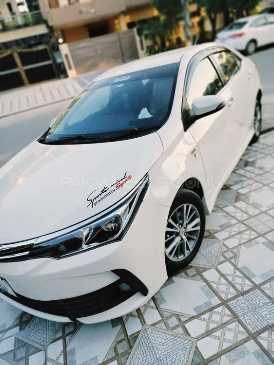 Toyota Corolla 2018 for Sale in Lahore Image-1