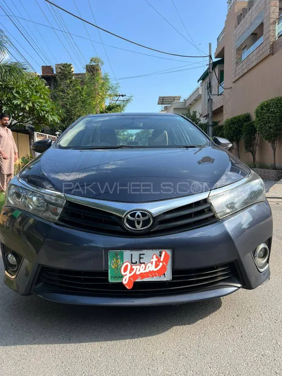 Toyota Corolla 2016 for Sale in Lahore Image-1