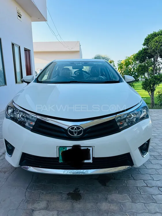 Toyota Corolla 2017 for Sale in Multan Image-1