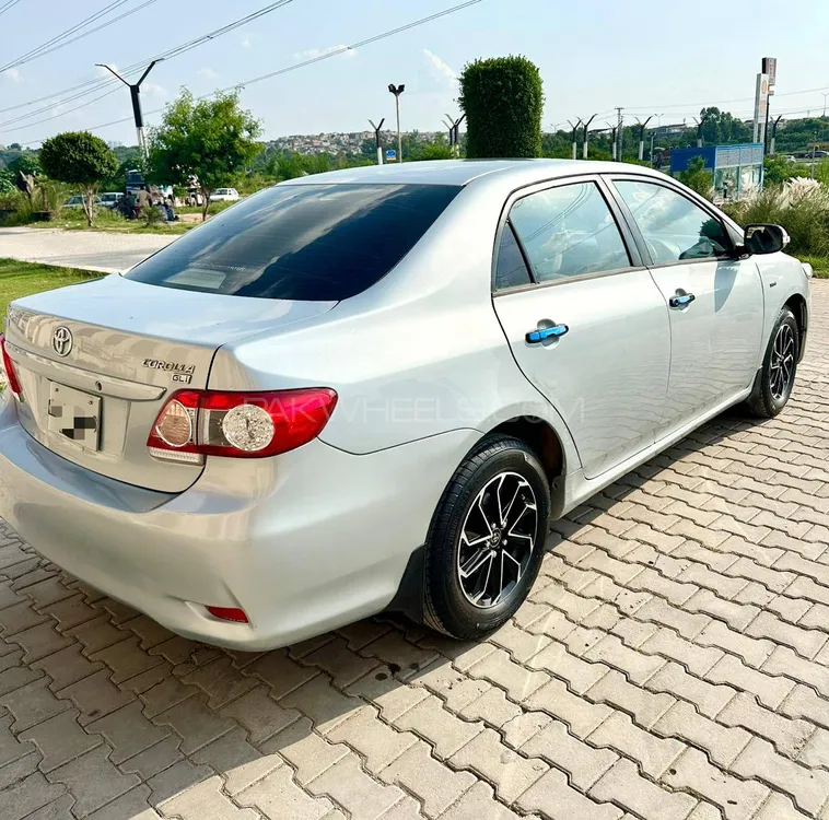 Toyota Corolla 2013 for Sale in Islamabad Image-1