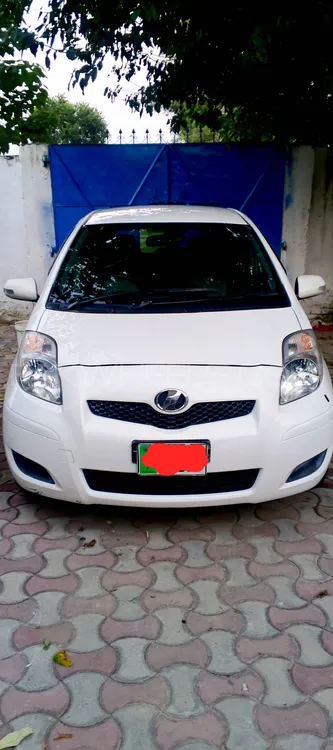 Toyota Vitz 2008 for Sale in Swabi Image-1