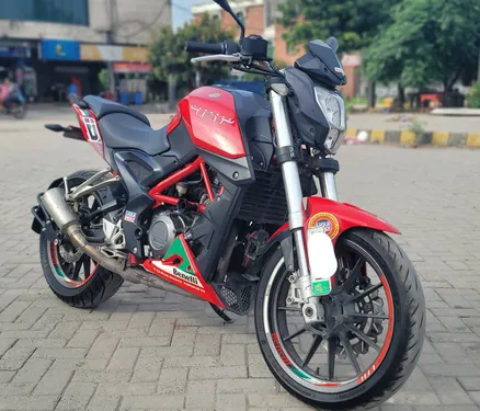 Benelli TNT 25  2017