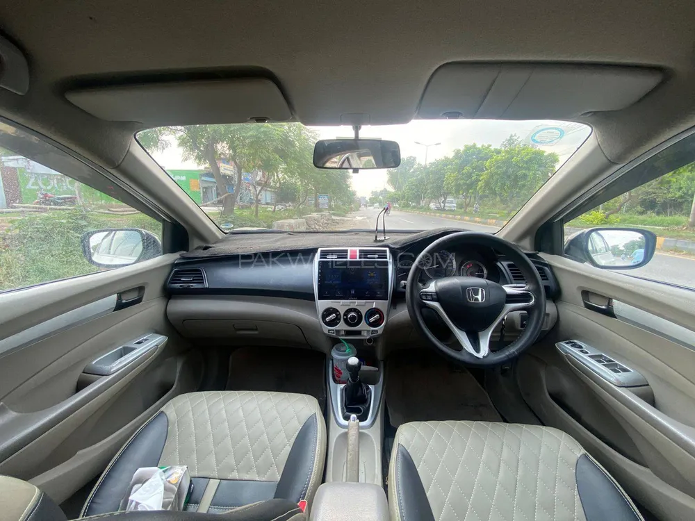Honda City 2015 for Sale in Islamabad Image-1