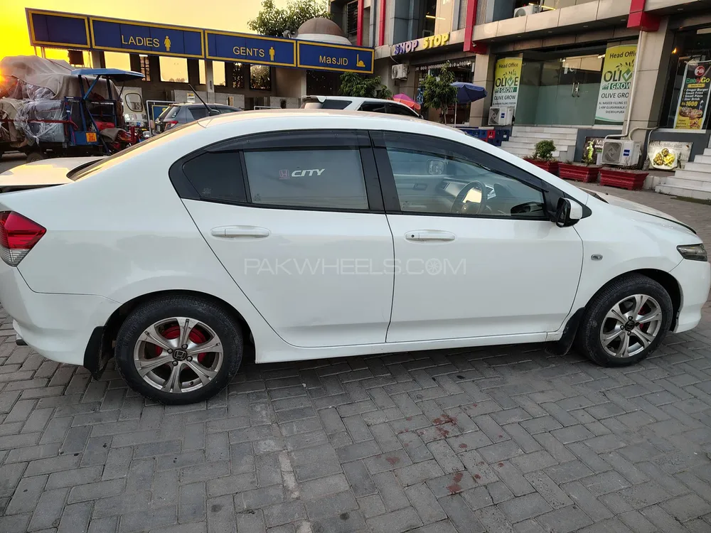 Honda City 2014 for Sale in Lahore Image-1