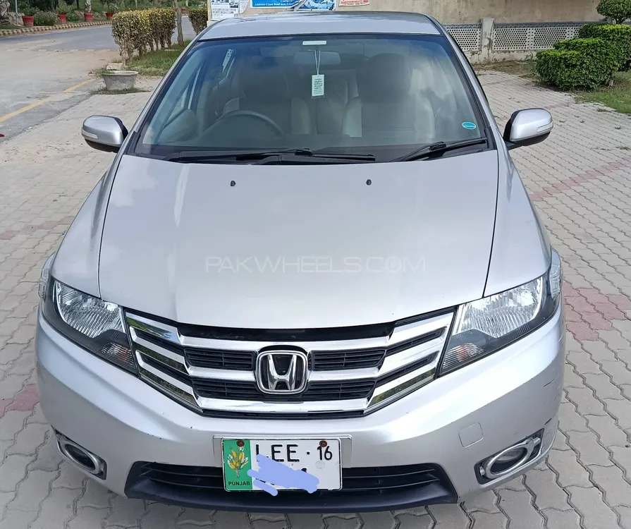 Honda City 2016 for Sale in Okara Image-1