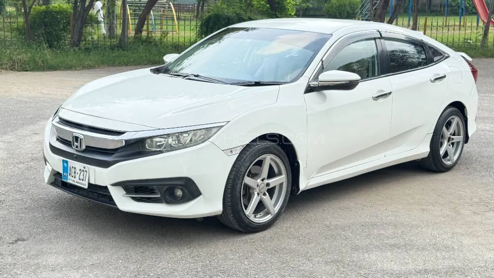 Honda Civic 2016 for Sale in Islamabad Image-1