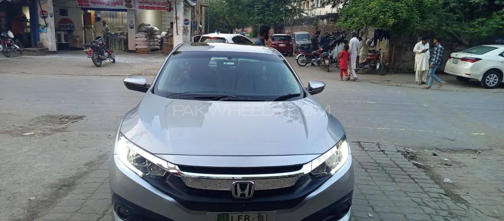 Honda Civic 2018 for Sale in Lahore Image-1