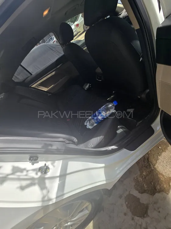 Hyundai Elantra 2021 for Sale in Karachi Image-1