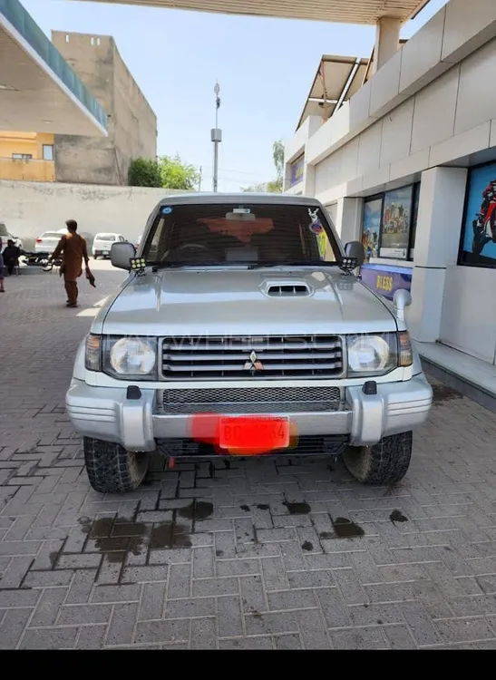 Mitsubishi Pajero 1994 for Sale in Karachi Image-1