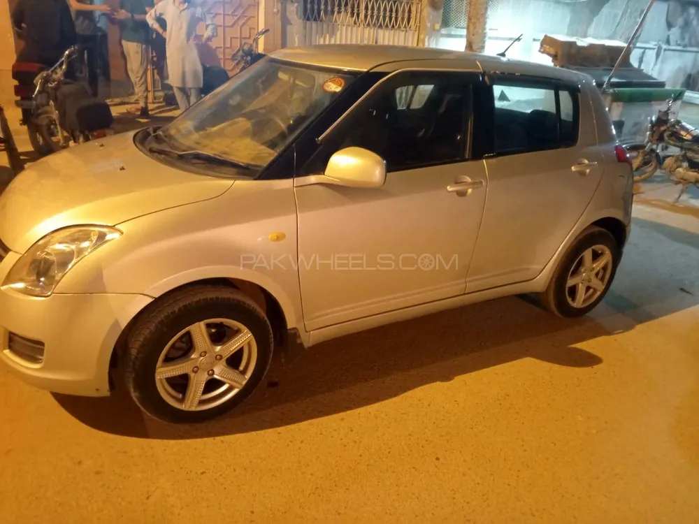 Suzuki Swift 2012 for Sale in Karachi Image-1