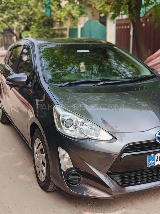 Toyota Aqua 2015 for Sale in Lahore Image-1