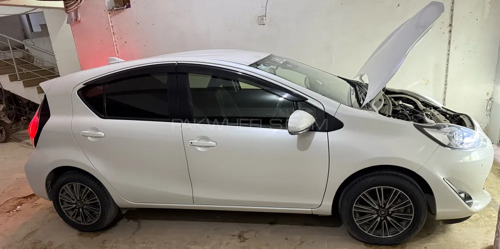 Toyota Aqua 2020 for Sale in Karachi Image-1