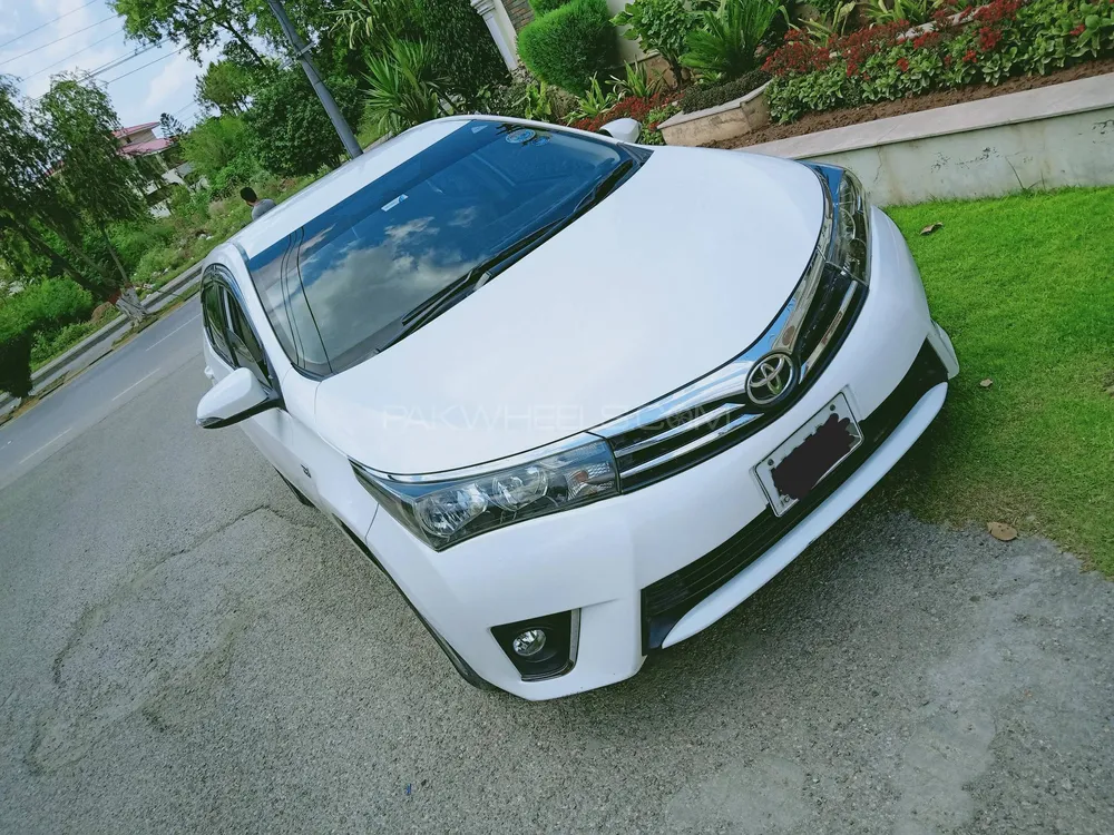 Toyota Corolla 2016 for Sale in Islamabad Image-1