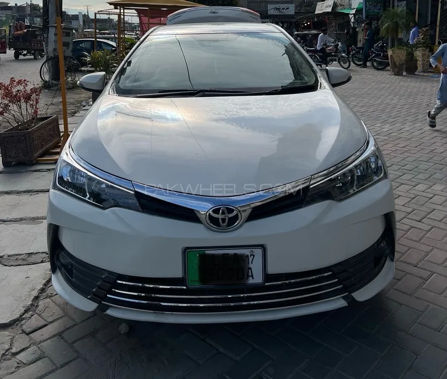 Toyota Corolla 2017 for Sale in Sialkot Image-1