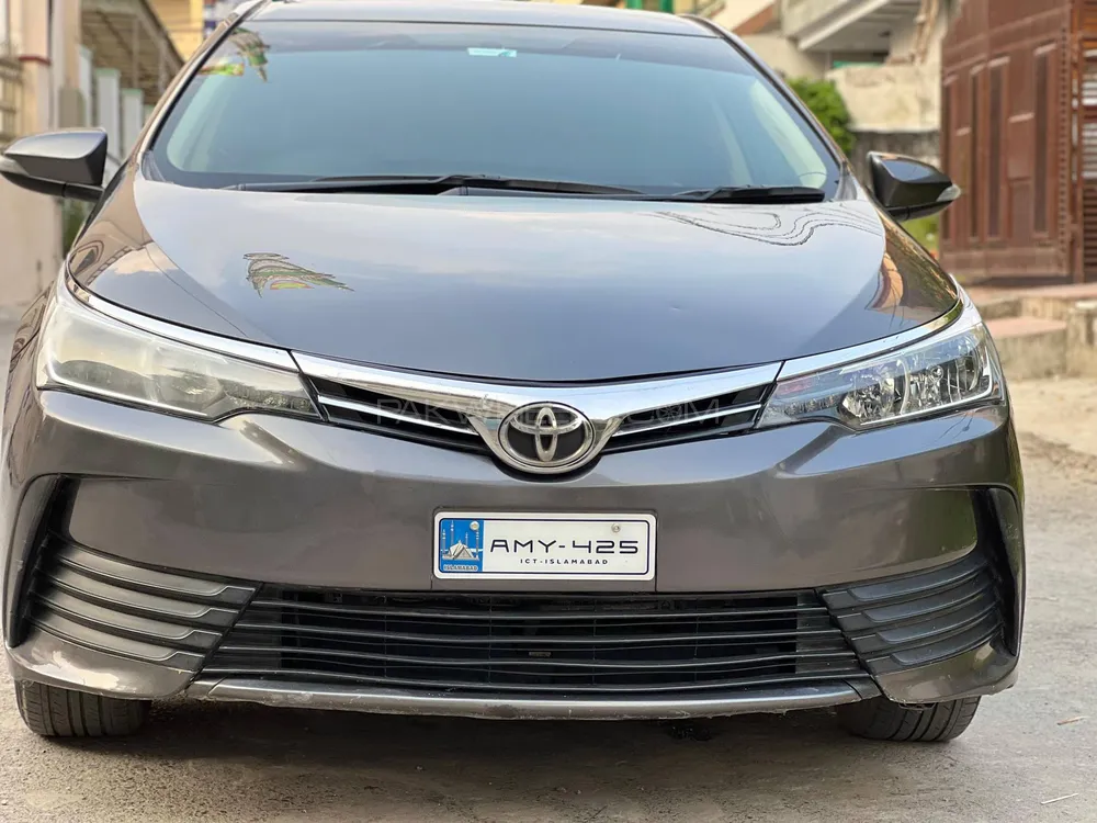 Toyota Corolla 2019 for Sale in Islamabad Image-1