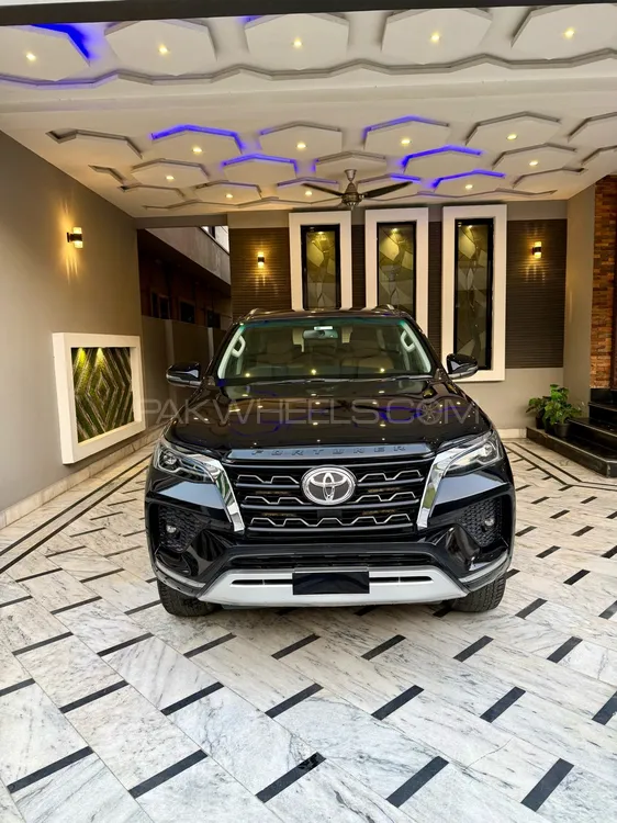 Toyota Fortuner 2022 for Sale in Gujranwala Image-1