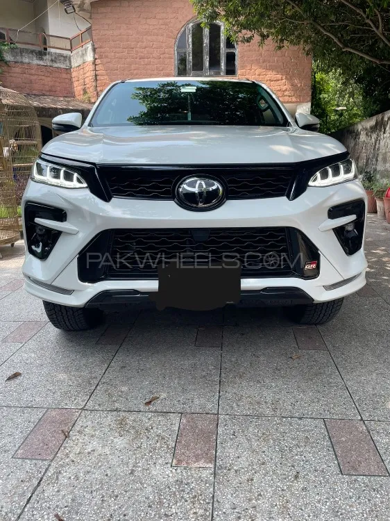 Toyota Fortuner 2024 for Sale in Lahore Image-1