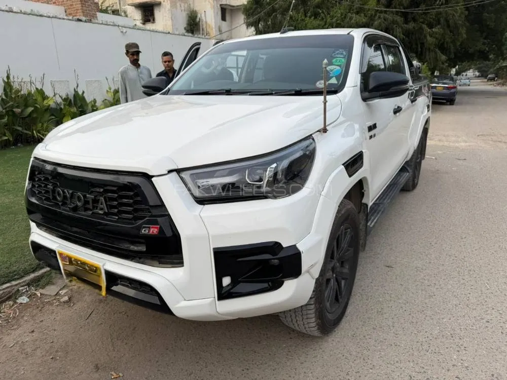 Toyota Hilux 2019 for Sale in Karachi Image-1