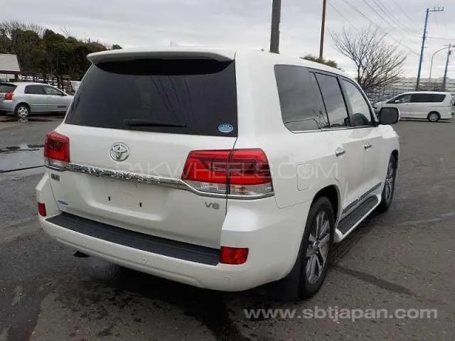 Toyota Land Cruiser 2020 for Sale in Karachi Toyota Land Cruiser 2020 for Sale in Karachi Image-5