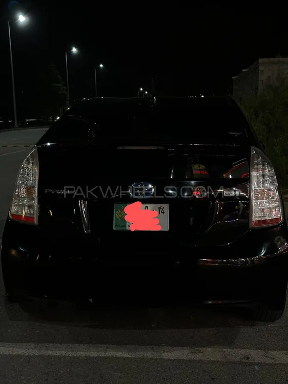 Toyota Prius 2014 for Sale in Islamabad Image-1