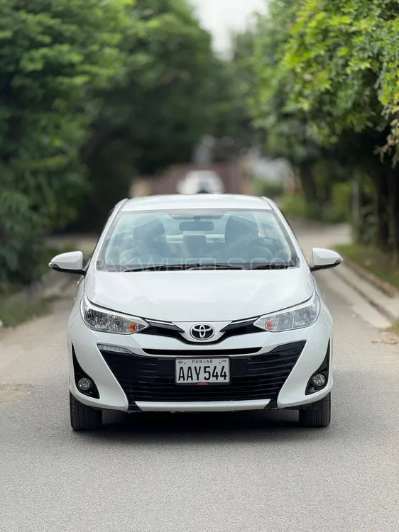 Toyota Yaris Sedan 2020 for Sale in Lahore Image-1