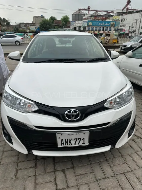 Toyota Yaris Sedan 2022 for Sale in Lahore Image-1