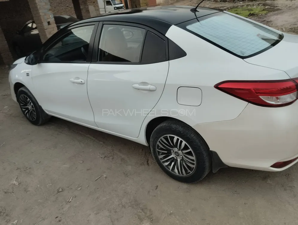 Toyota Yaris Sedan 2020 for Sale in Faisalabad Image-1