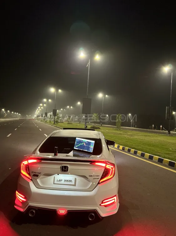 Honda Civic 2017 for Sale in Gujranwala Image-1