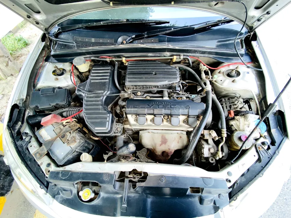 Honda Civic 2004 for Sale in Lahore Image-1