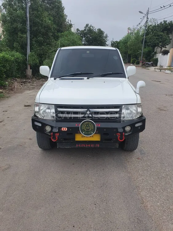 Mitsubishi Pajero Mini 2011 for Sale in Karachi Image-1