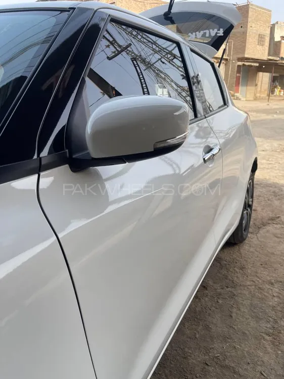 Suzuki Swift 2025 for Sale in Larkana Image-1
