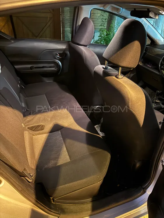 Toyota Aqua 2020 for Sale in Karachi Toyota Aqua 2020 for Sale in Karachi Image-13