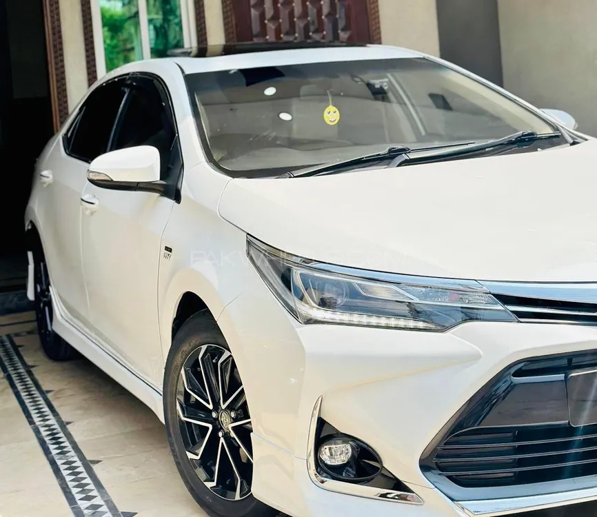 Toyota Corolla 2016 for Sale in Islamabad Image-1