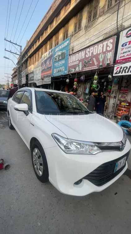Toyota Corolla Axio 2017 for Sale in Rawalpindi Image-1