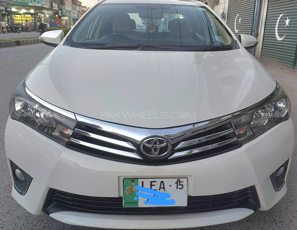 Toyota Corolla 2015 for Sale in Gujranwala Image-1