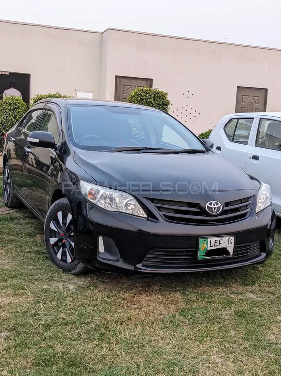 Toyota Corolla 2014 for Sale in Lahore Image-1