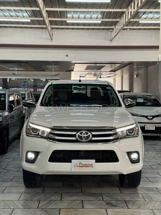Toyota Hilux 2019 for Sale in Peshawar Image-1