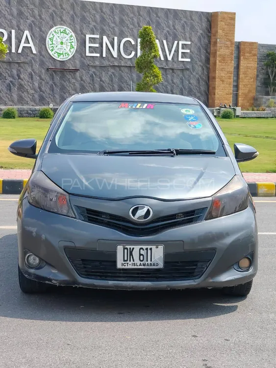 Toyota Vitz 2011 for Sale in Islamabad Image-1