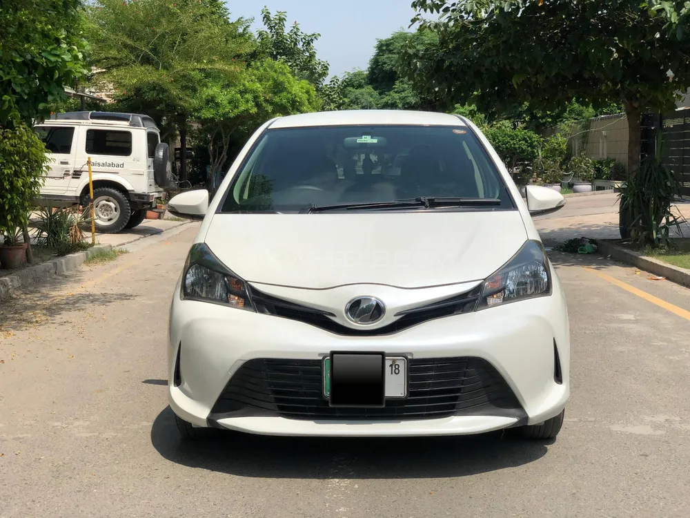 Toyota Vitz 2014 for Sale in Faisalabad Image-1